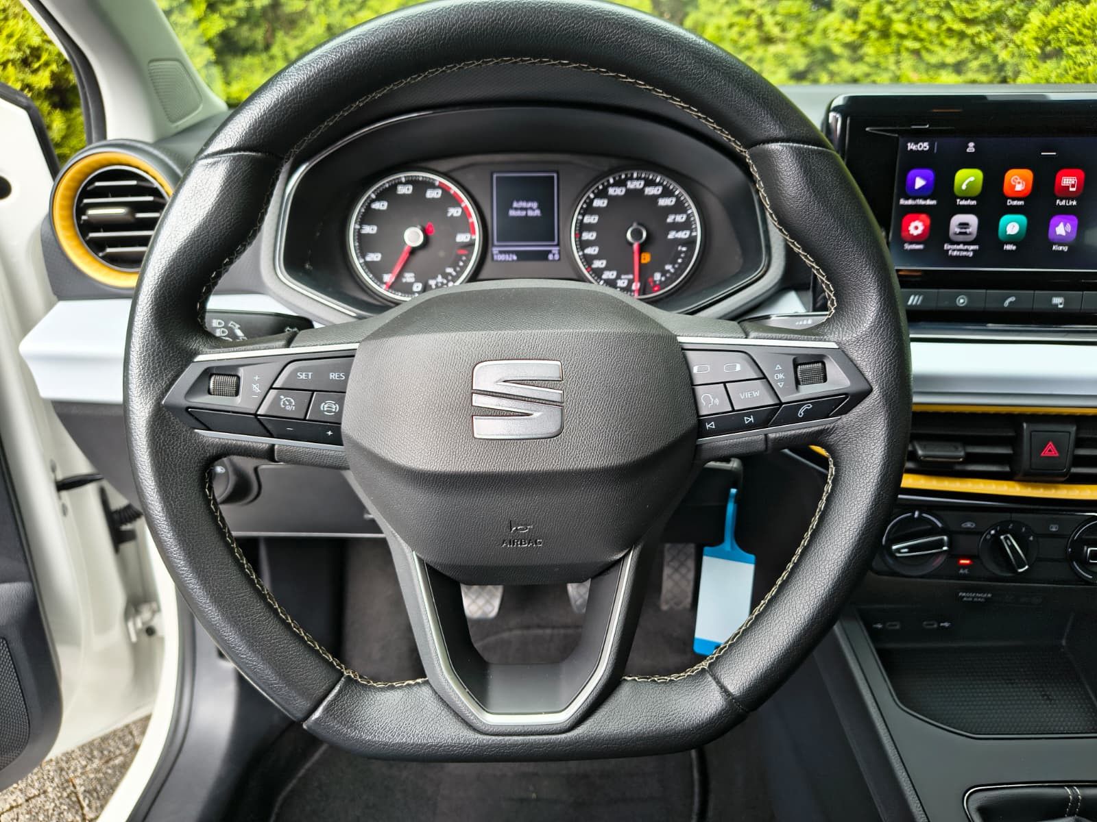 Fahrzeugabbildung SEAT Ibiza 1.0 TSI Style LED+SHZ+WINTER+SPUR+DAB+TEMP