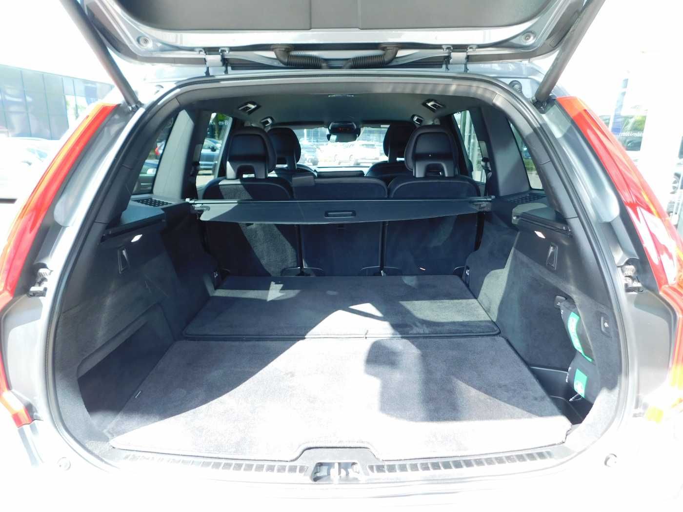 Fahrzeugabbildung Volvo XC90 Diesel B5 D AWD R-Design