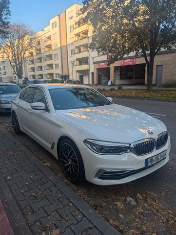 BMW 530i xDrive Luxury Line