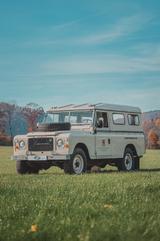 Land Rover Serie III 109 V8 - Land Rover Oldtimer