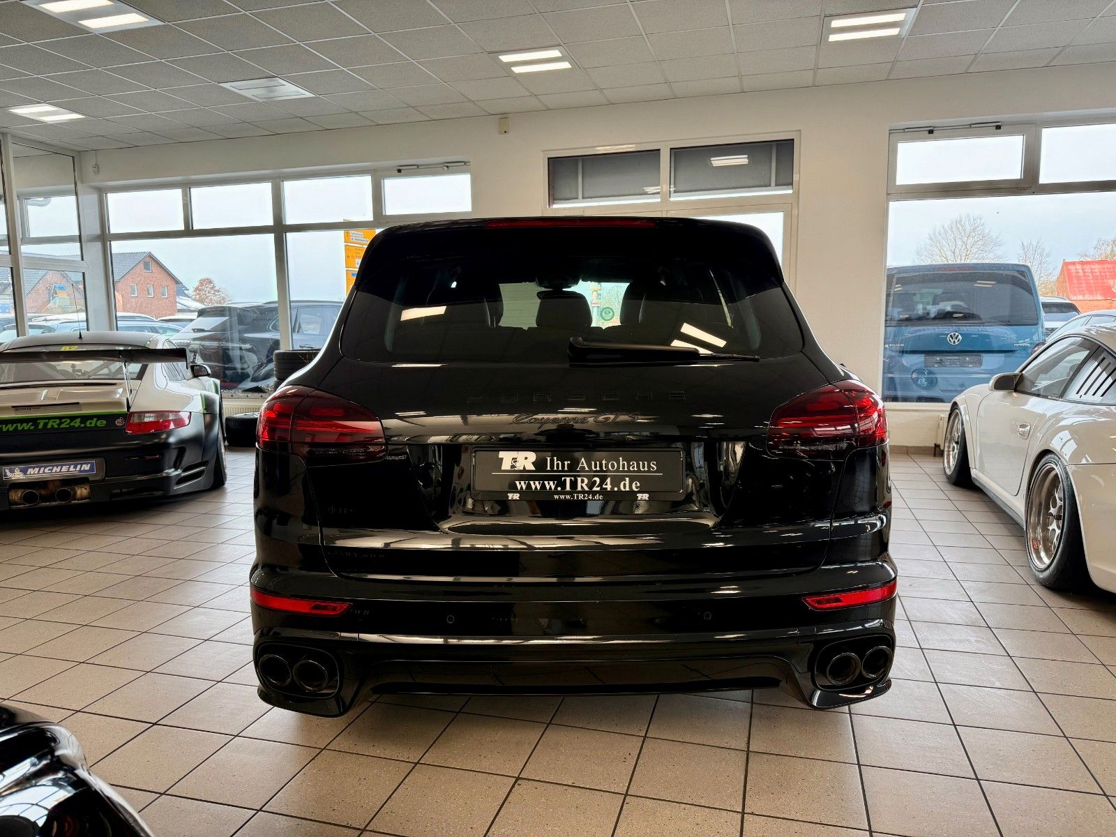 Fahrzeugabbildung Porsche Cayenne GTS Luftfederung/SportChrono/LED/Kamera