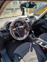Opel Zafira Tourer 1.4 Turbo Active 103kW Automat... - Opel Zafira Tourer von privat