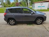 Toyota RAV 4 2,0 4x4 Travel Multidrive TÜV/Service NEU - gebrauchte Toyota RAV 4 aus dem Jahr 2012