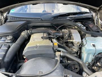 صورة 5 لـ 1996 Mercedes-BENZ C 180
