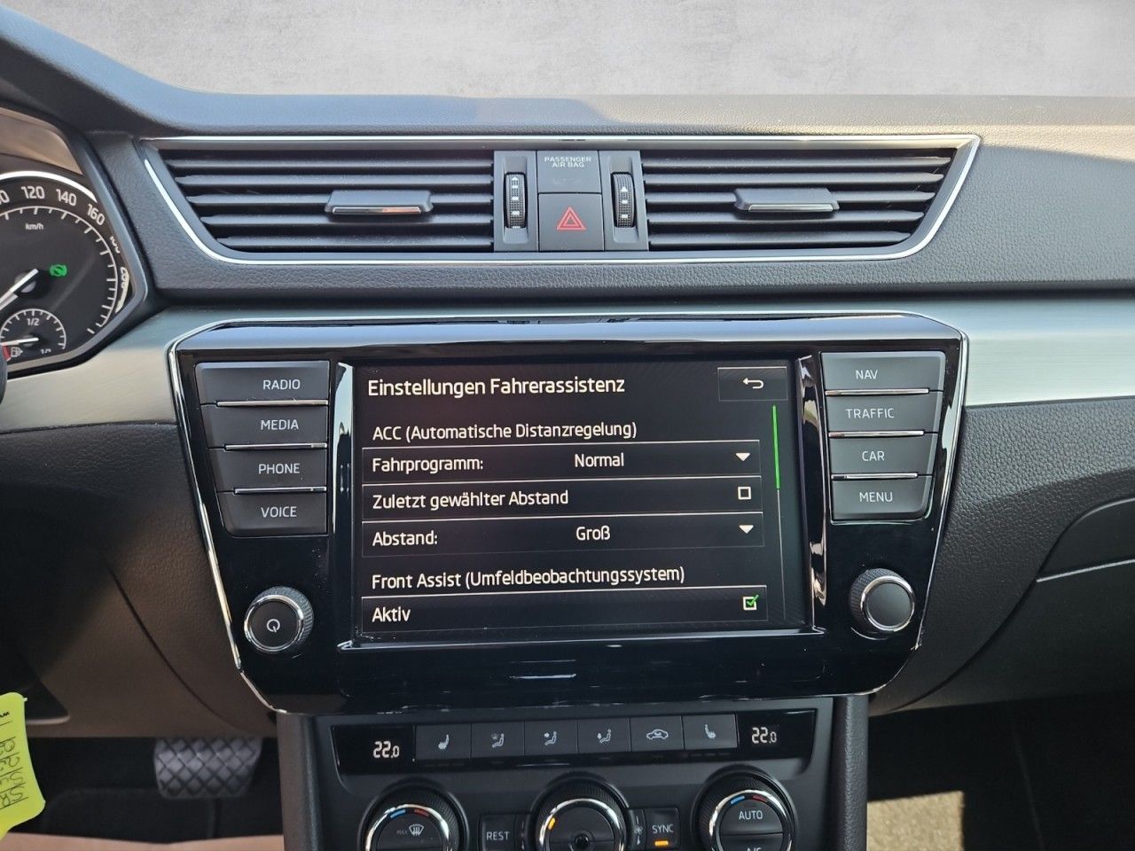 Fahrzeugabbildung SKODA Superb Combi Ambition 4x4,DSG,AHK,el.Heckklappe
