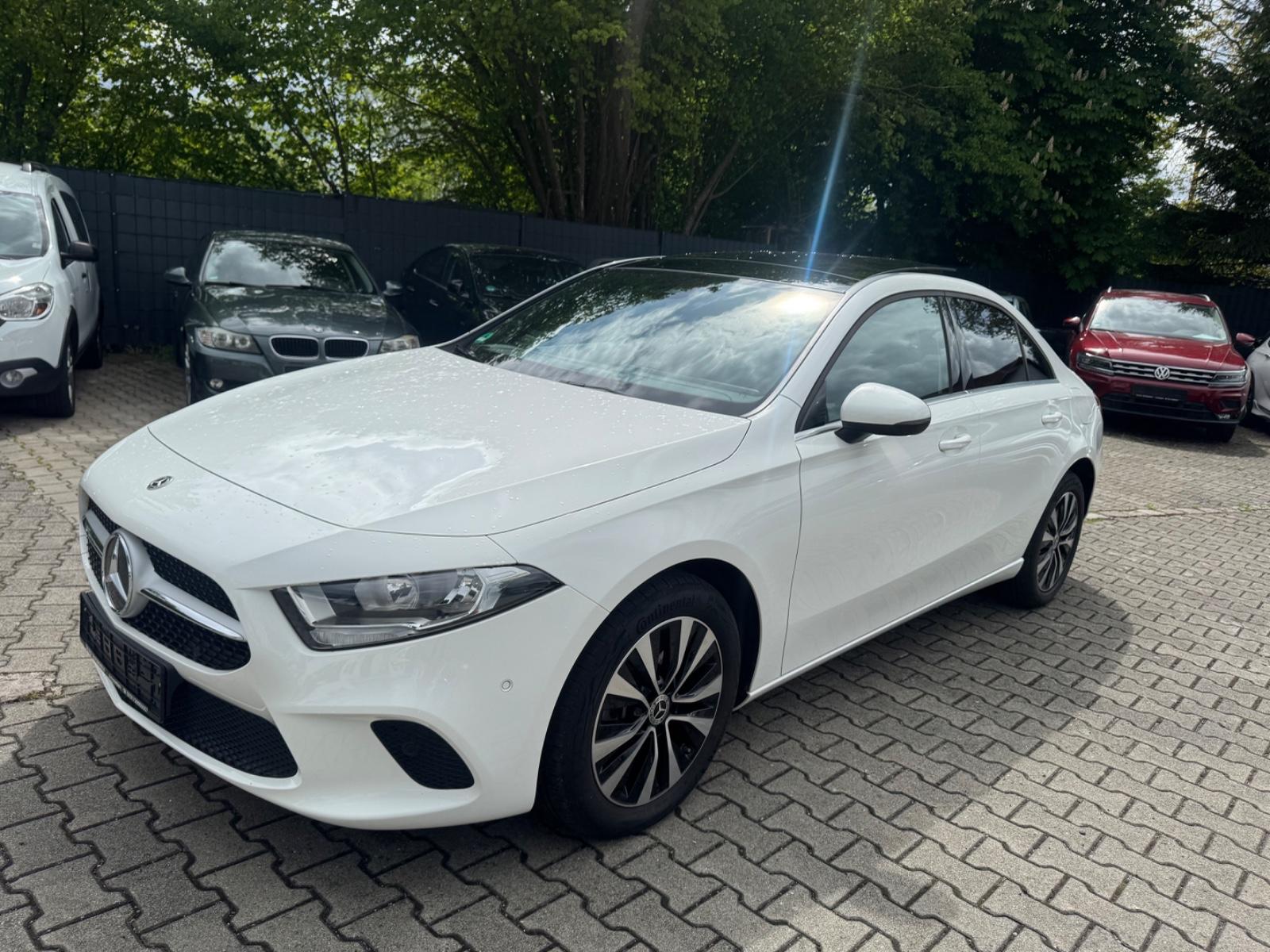 Mercedes-Benz A 250e- 2 Jahre Garantie