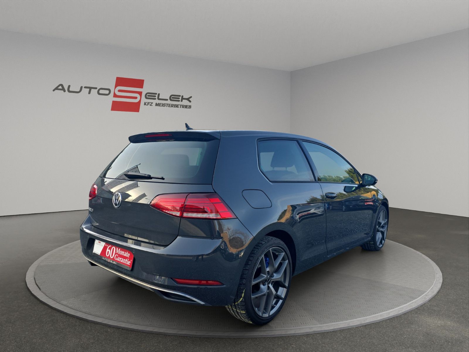 Fahrzeugabbildung Volkswagen Golf VII +Kamera+PDC+LED+Navi+Borbet Alu18``
