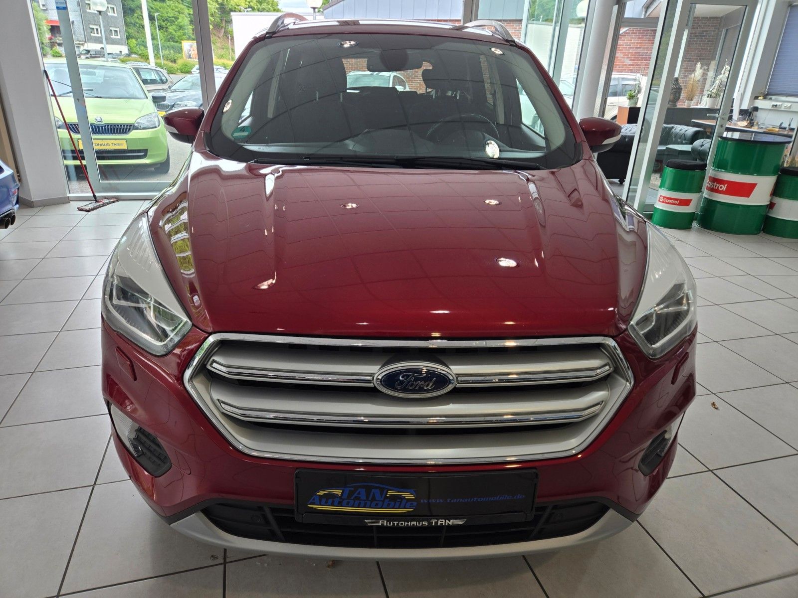 Fahrzeugabbildung Ford Kuga Cool & Connect