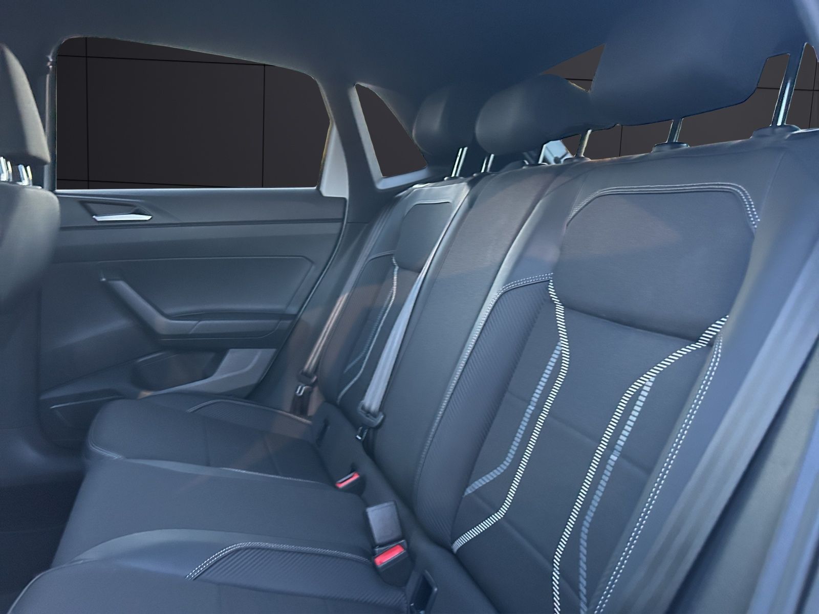 Fahrzeugabbildung Volkswagen Polo Highline TSI DSG LED ACC SH PDC Climatronic