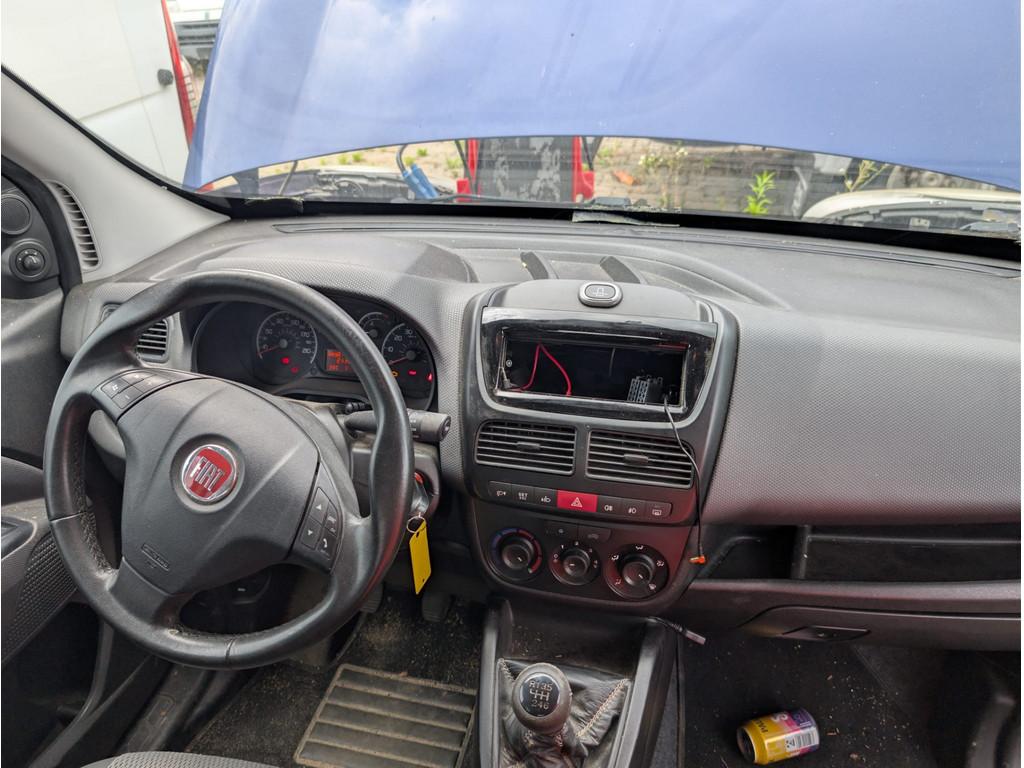 Fiat Doblo 2010 — photo 11