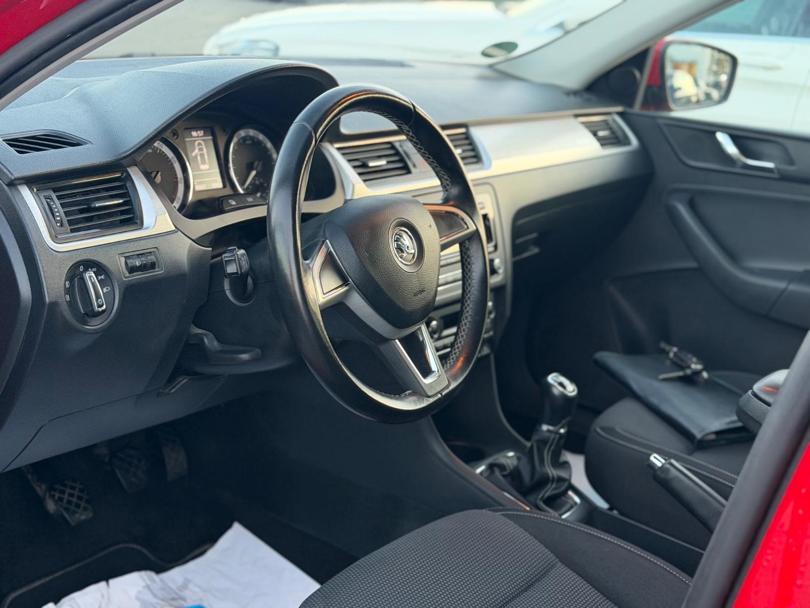 Skoda Rapid 2015 — photo 27