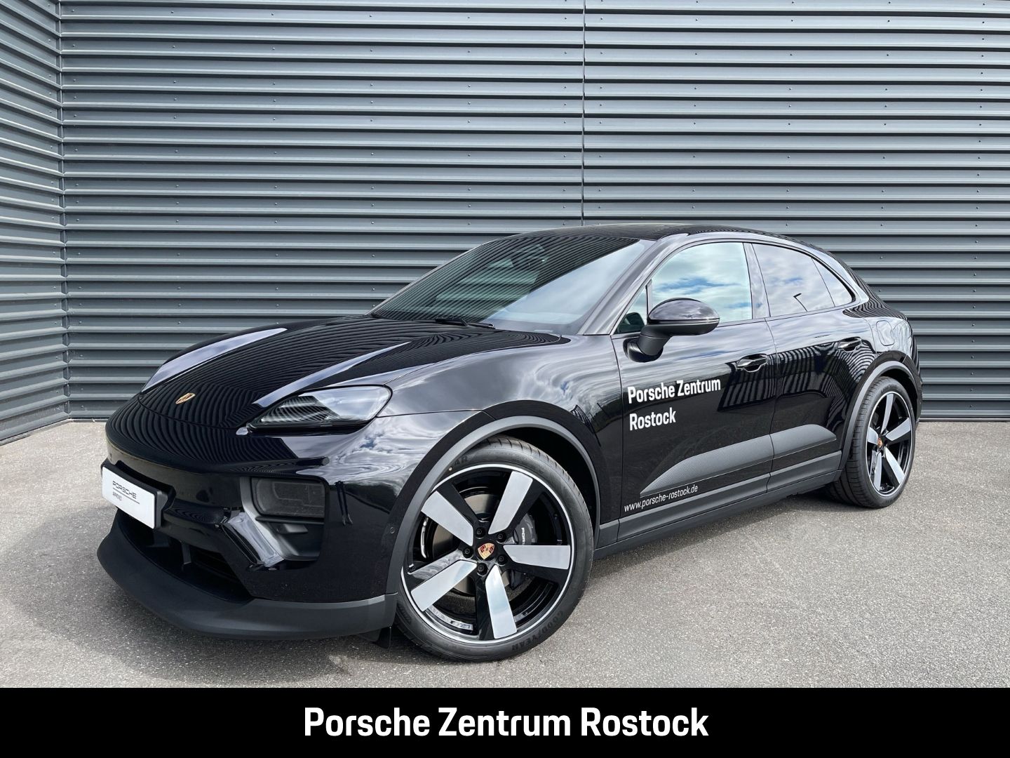 Porsche Macan BOSE Luftfederung Panoramadach InnoDrive
