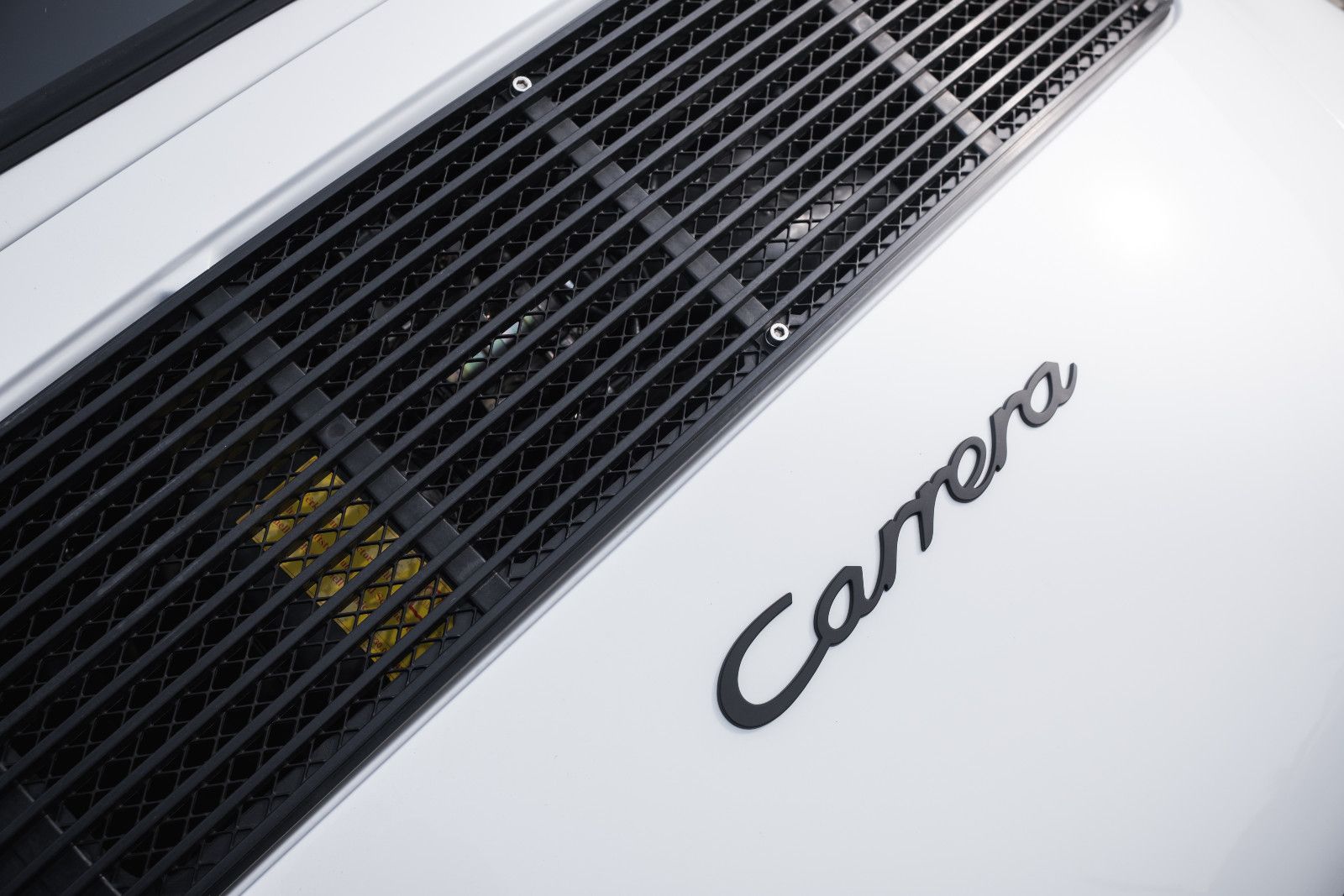 Fahrzeugabbildung Porsche 911 Carrera Coupe - 330PS - umfangr. restauriert