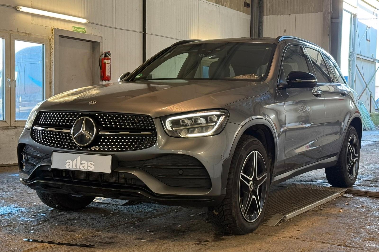 Mercedes-Benz GLC 300de 4Matic AMG*NIGHT*HUD*SHZ*AHK*