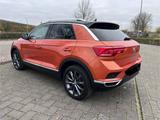 Volkswagen T-Roc 2.0 TDI SCR DSG 4MOTION Style DSG LED AHK - VW T-Roc von privat