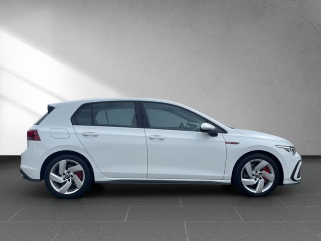 Volkswagen Golf VIII 2.0 TSI DSG GTI LED-PLUS CAM SHZ PDC