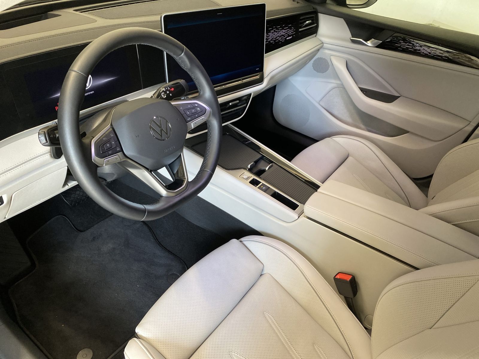 Volkswagen Passat Variant - Bild 5