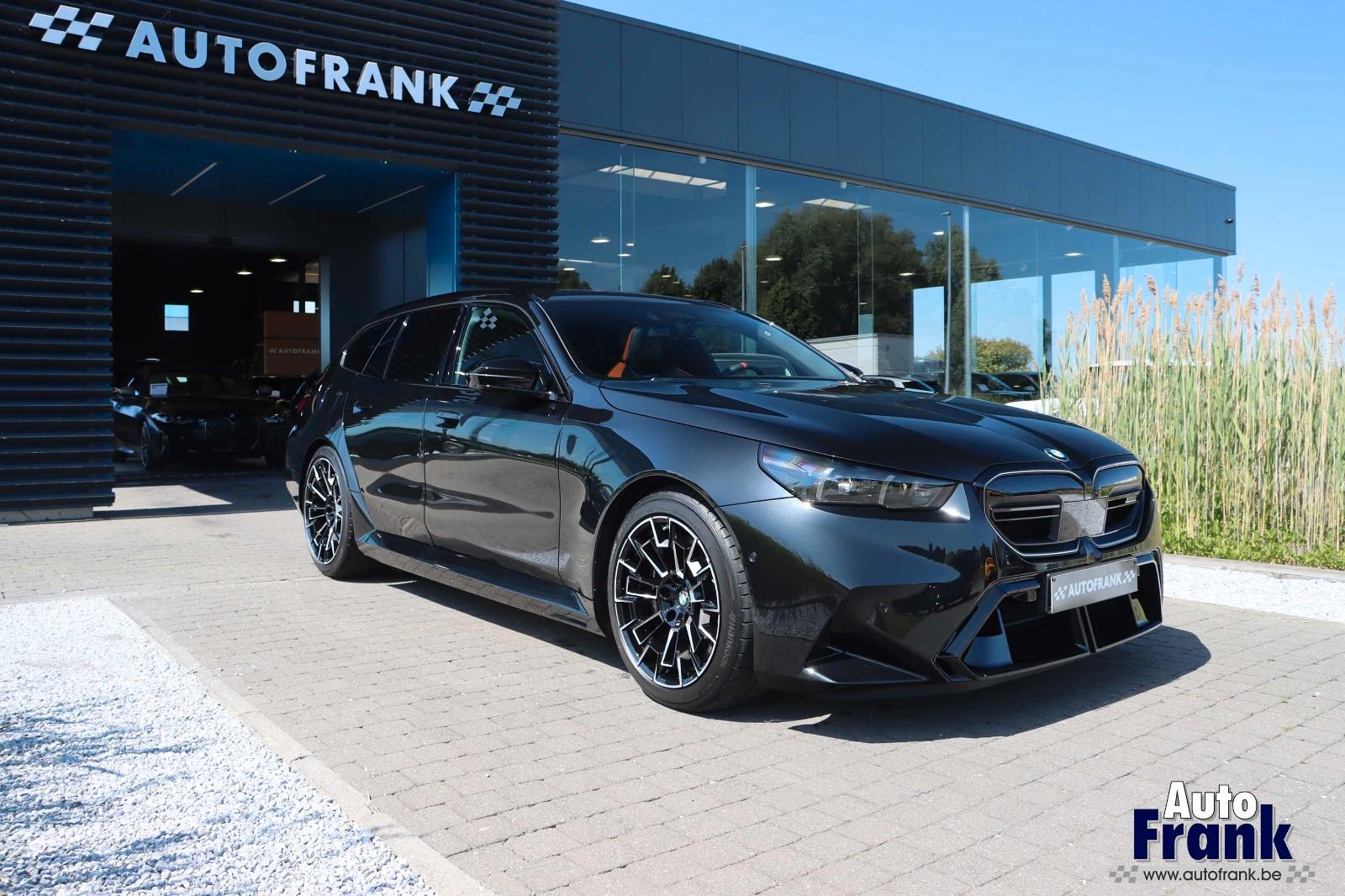 BMW M5 TOUR / PANO / AHKPL / B&W / 360CAM