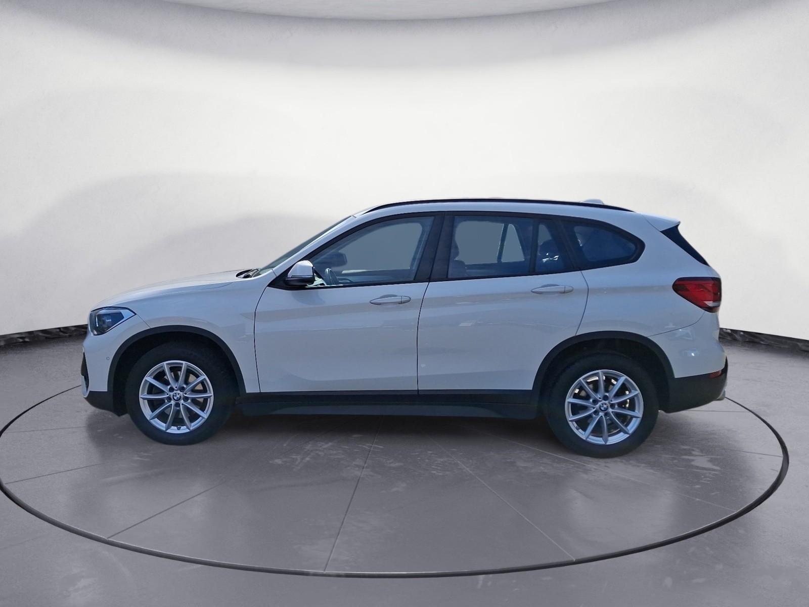 BMW X1 sDrive18i Advantage *Business*Navi*Sportsitze