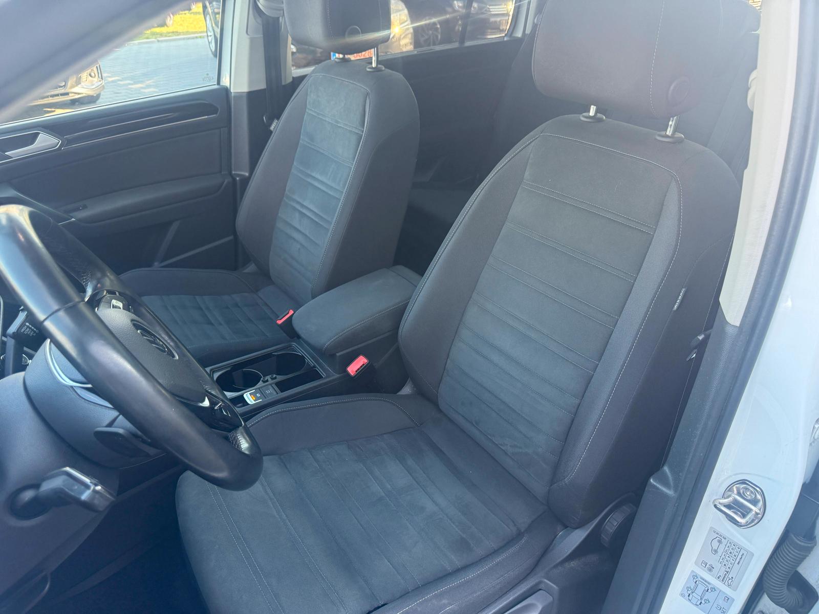 Volkswagen Touran 2.0 TDI R line PAN AHK 7SITZ DAB NAVI LED, миниатюра 9