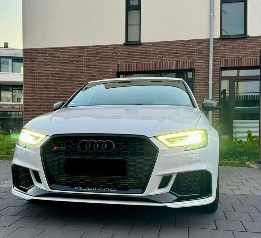 Audi RS3