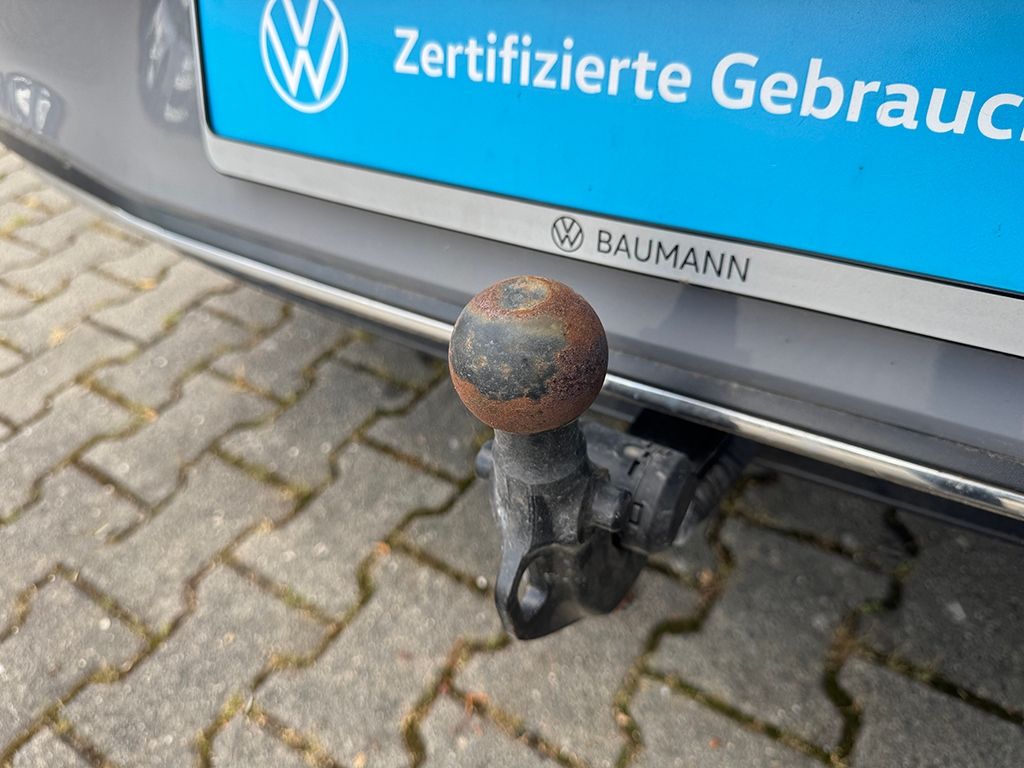 Golf VIII 1.5 eTSI DSG "MOVE" *LED+*NAVI*AHK*