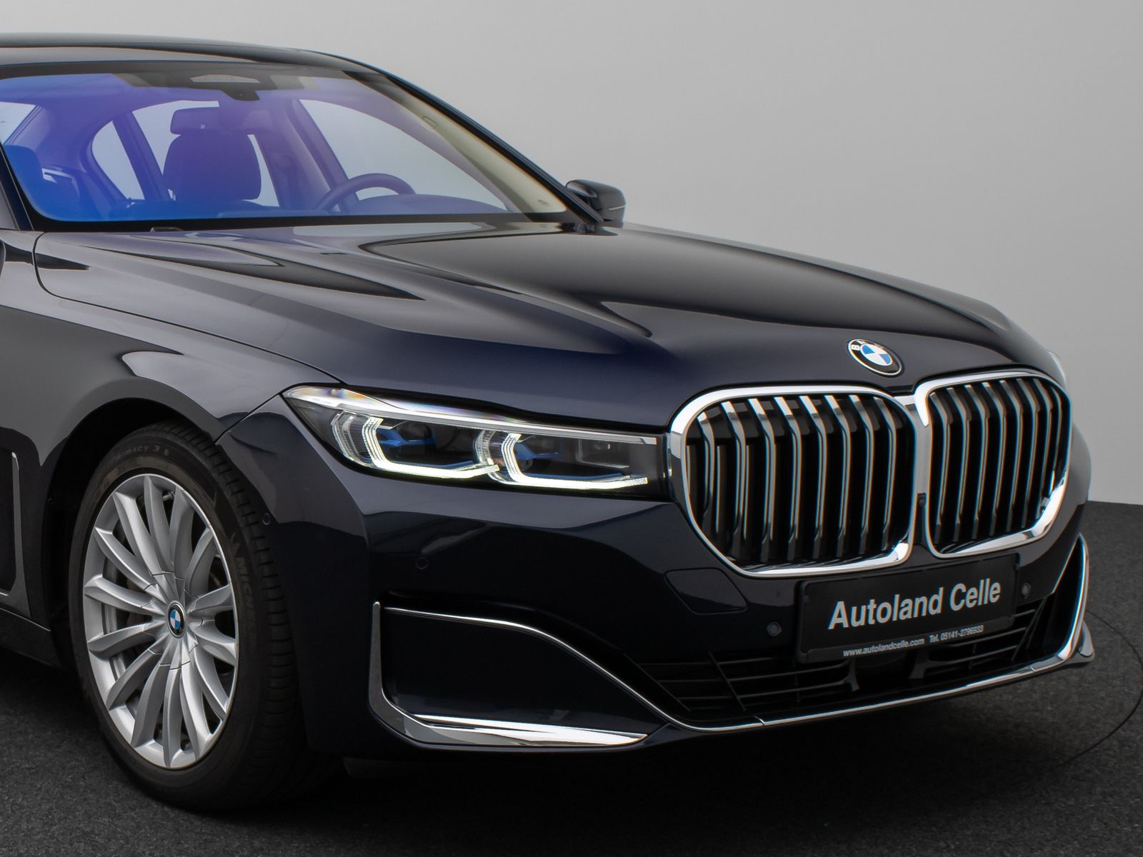 Fahrzeugabbildung BMW 750Li xD 360°Panorama Laser HUD H/K Massage ACC