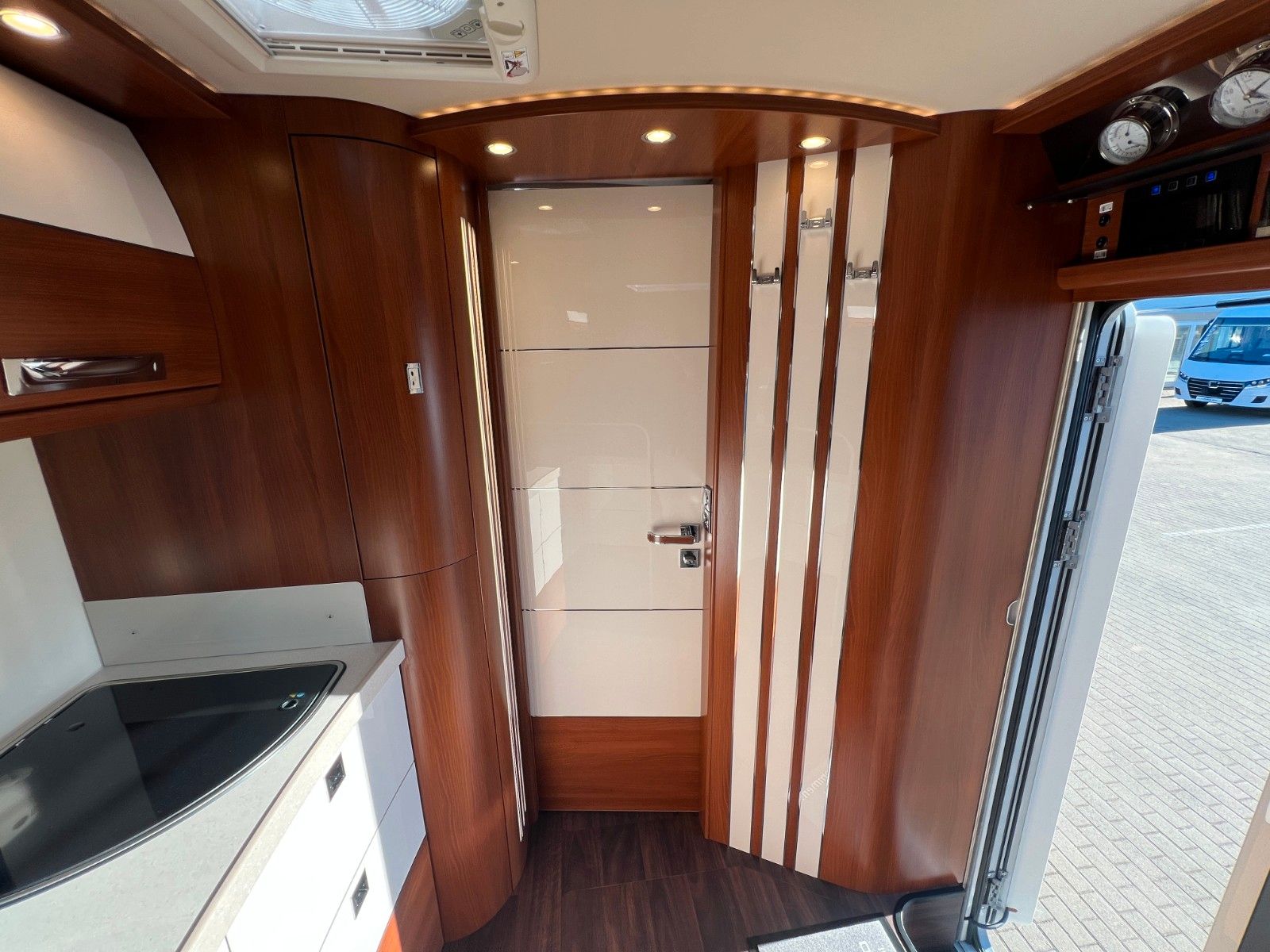 Fahrzeugabbildung Carthago Liner-for-two I 53 L Iveco