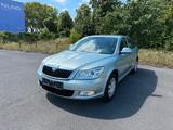 Skoda Octavia Lim. Ambiente 1,6 MPI*Klima*PDC*TOP* - Skoda Octavia Ambiente mit Benzin-Antrieb