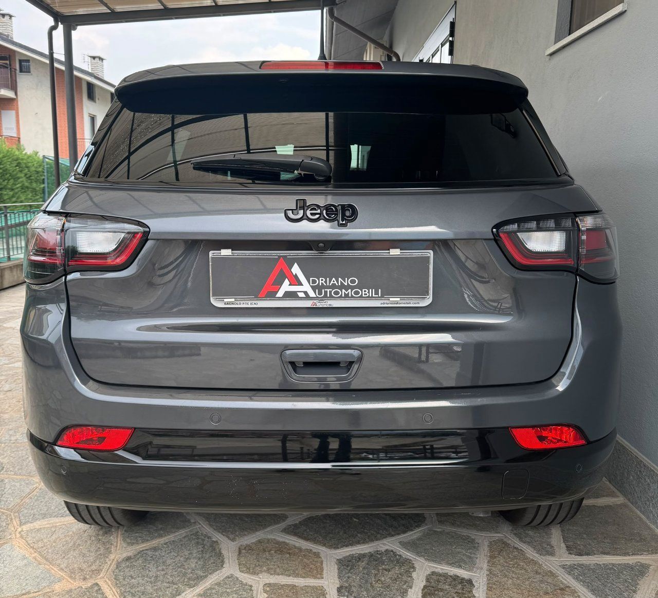 Jeep Compass 1.5 turbo t4 mhev Summit 2wd 130cv  imagem 3