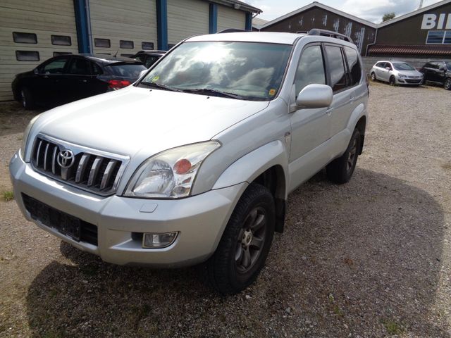 Toyota Land Cruiser 3.0 D-4D Limited