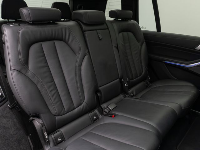 Foto Nummer 28: BMW X7