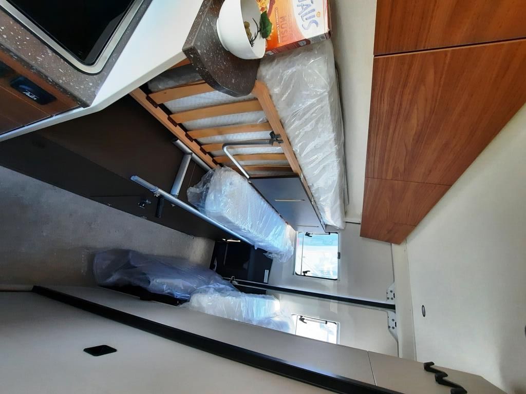 Fahrzeug Übersicht 9 Fahrzeugabbildung Bürstner Habiton HMX 6.0 Verfüg./Sparen Sie 10.165,- €