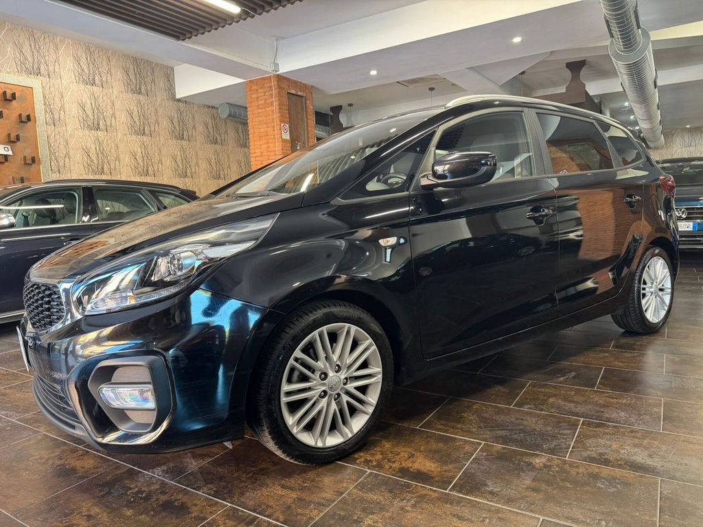 Image of Kia Carens
