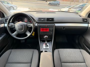 Bild 8 Audi A4 Avant 2.0