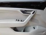 Volkswagen Touareg 3.0 V6 e-Hybrid 4M Aut. Elegance - Volkswagen Touareg Elegance mit Hybrid-Antrieb (Benzin/Elektro)