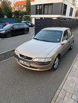 Opel Vectra 1.6 16V Automatik  - gebrauchte Opel Vectra aus dem Jahr 1998