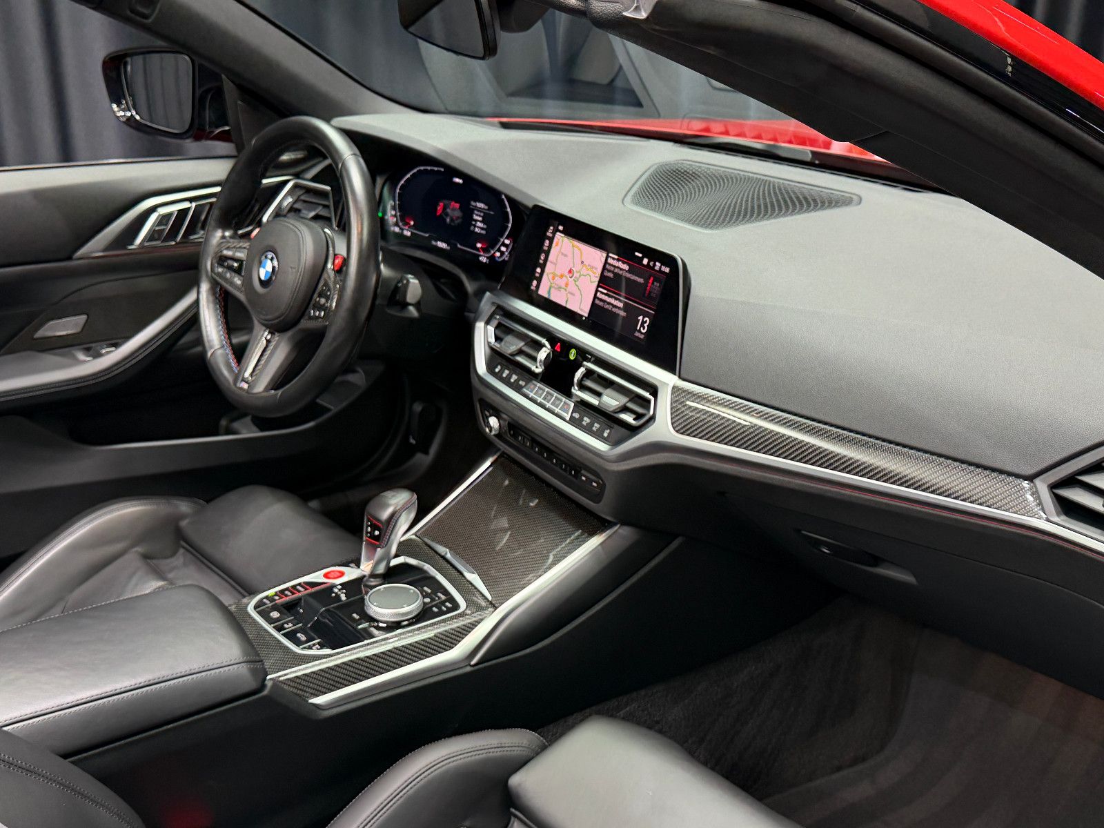 Fahrzeugabbildung BMW M4 Cabrio xDrive Competition|LASER|CARBON|HEAD-U