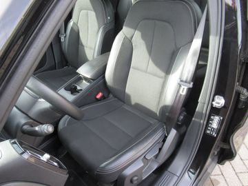 Volvo XC40 - 11