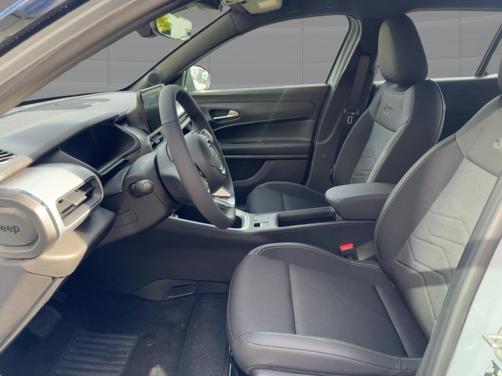 Fahrzeugabbildung Jeep Avenger Altitude, Allwetter Herbstdeal! 30%Nachl