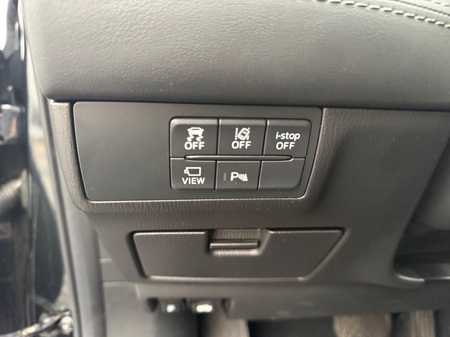 Fahrzeugabbildung Mazda 6 Kombi Sports-Line 2.5 Allwetterreifen HU/AU