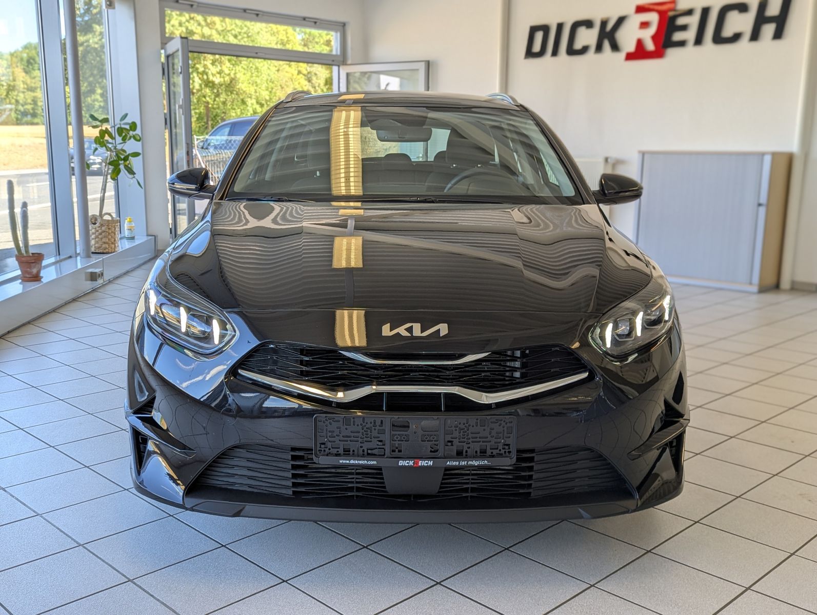 Fahrzeugabbildung Kia cee'd Sportswagon 1.5 DCT Spirit LED JBL Cam 7J
