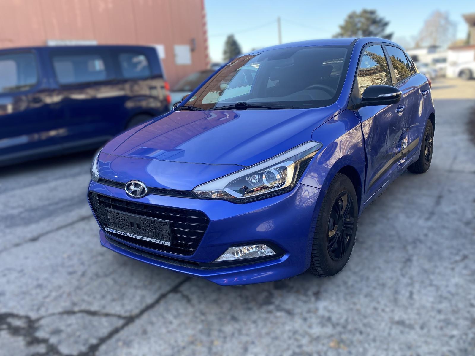 Hyundai i20 Passion +*NAVI*R-KAMERA