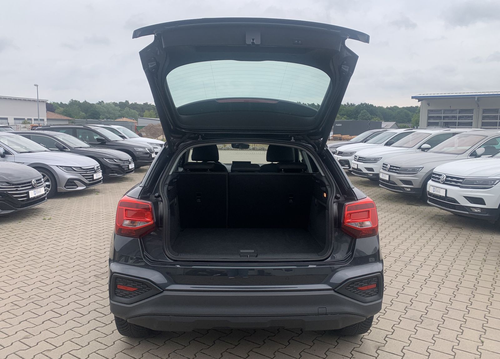 Fahrzeugabbildung Audi Q2 1.5 TFSI*Cam*Navi*LED*Klima*Assistenzpaket*