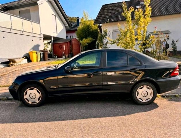 Mercedes-Benz Mercedes Benz 200 mit TÜV 06/2025