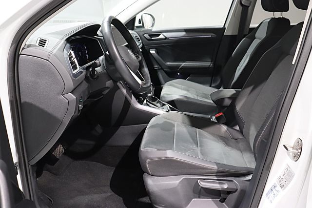 T-Roc Style 1.5 TSI DSG AHK Winterr. STANDHZ NAV
