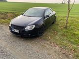 Volkswagen Eos 2.0 FSI Standard - Volkswagen Eos: Standard