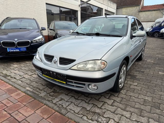 Renault Megane Dynamique 1.6 16V*KLIMA*TÜV 03-2026