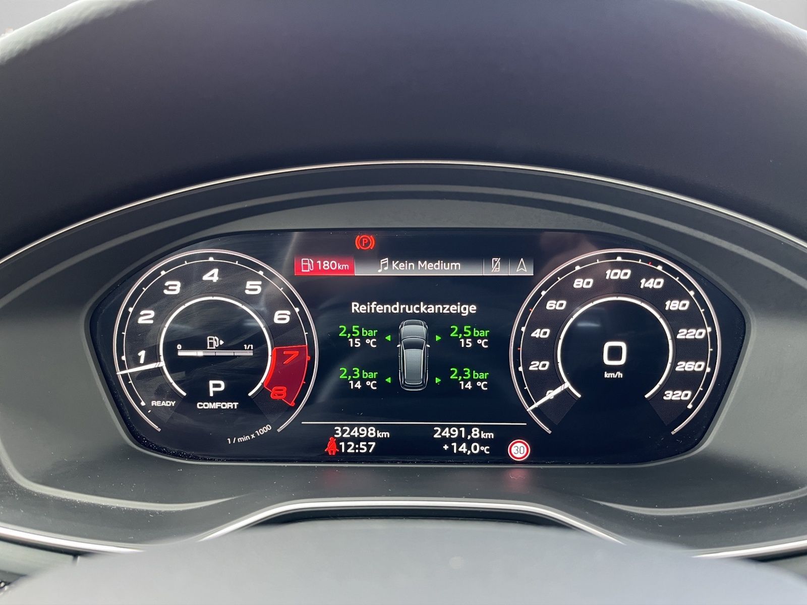 Audi RS4 - Bild 11