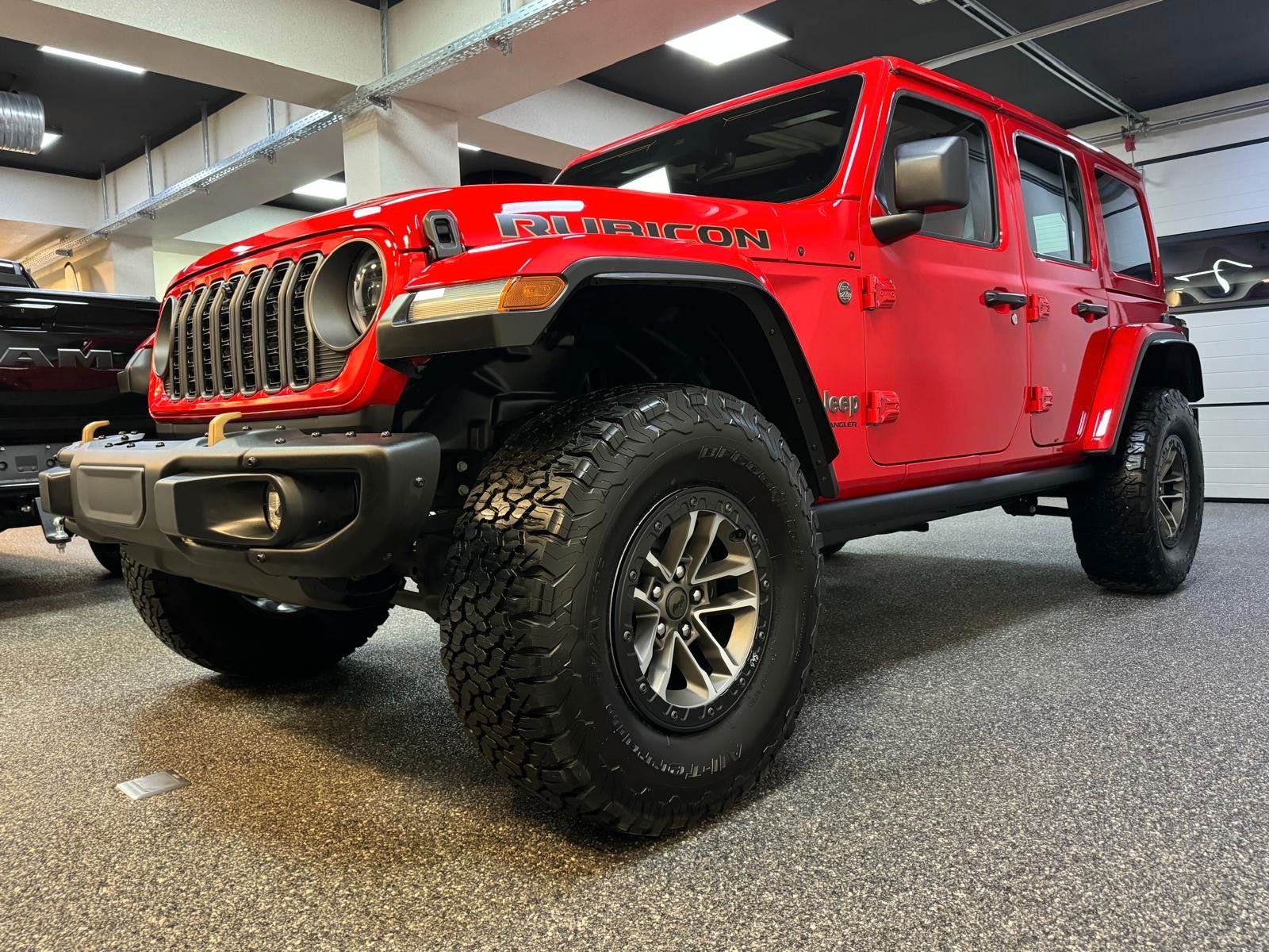 Fahrzeugabbildung Jeep VORFÜHRWAGEN RUBICON 392-6.4L V8-35"-STEEL BPR